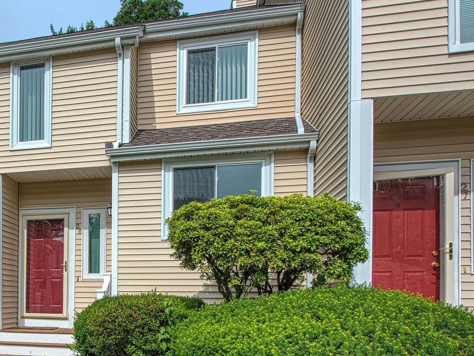 2 bed, 1.5 bath, 1782 sqft, $3,400 — Photo 3