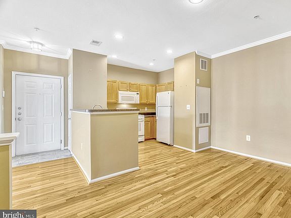 5th image of 5132 Brittney Elyse Cir Suite 5132-I