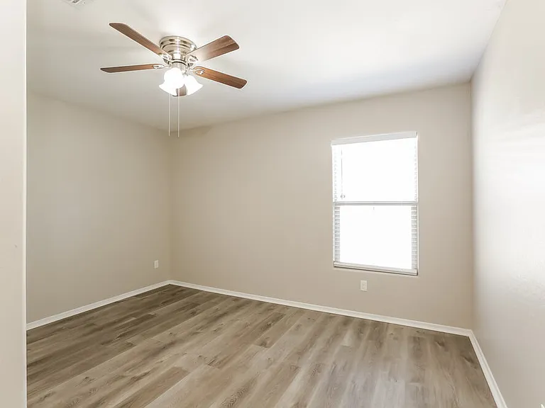 17211 W Gibson Ln — Photo 13
