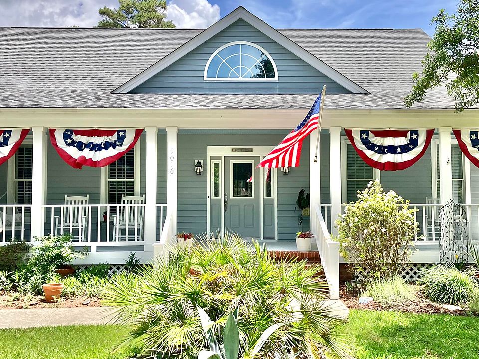 1st image of 1016 Captain Adkins Drive SE