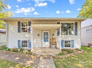 254 N Randolph Ave, Bradley, IL