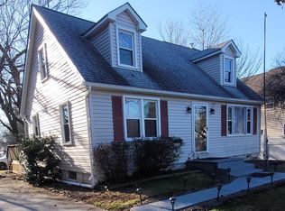 3908 Mill Rd, Collegeville, PA 19426