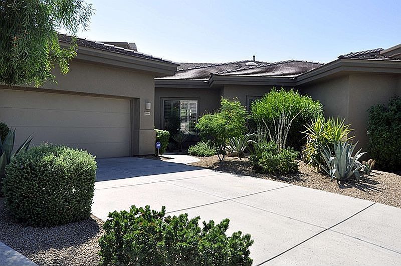1st image of 33215 N 72nd Pl