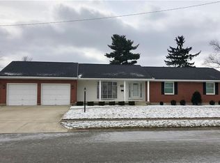 178 Finsbury Ln, Troy, OH 45373