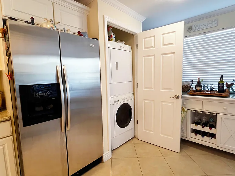 3541 NE Ocean Blvd #15 — Photo 20