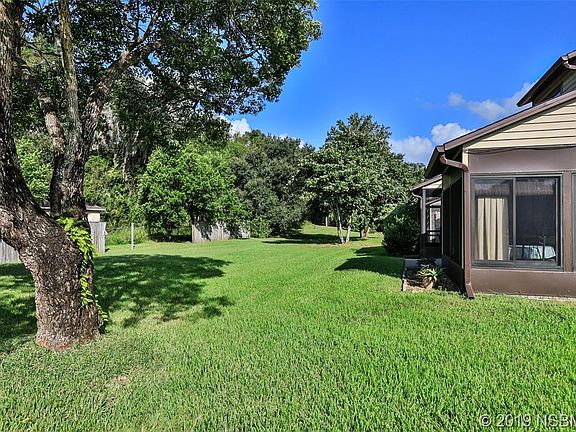 3rd image of 383 W Castlewood Ln
