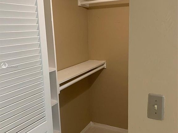 5th image of 7901 SW 64th Ave APT 17
