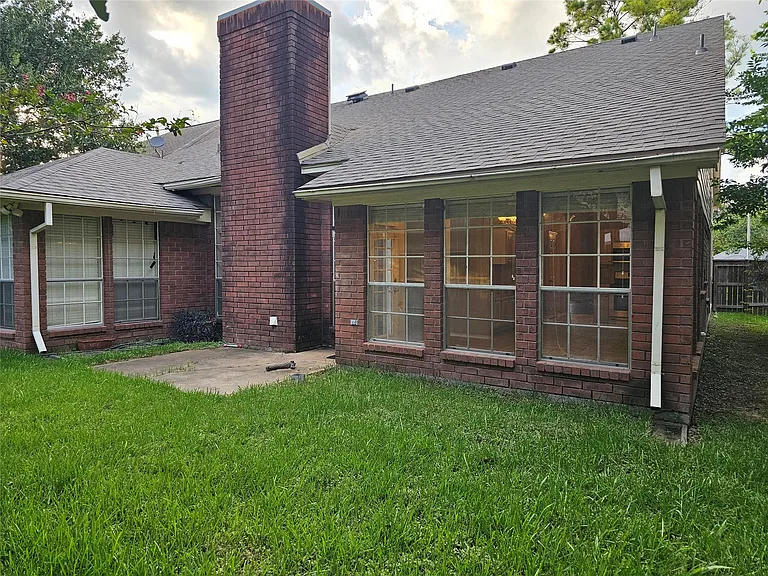 6930 Shady Ln — Photo 12