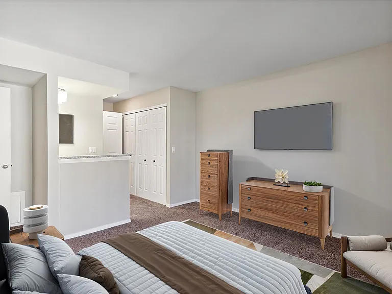 Two Bedroom (Renovated) - 2 Bed / 2 Bath - 897 Sq.Ft.