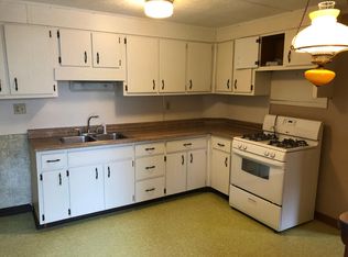 133 2nd St, Clune, PA 15727