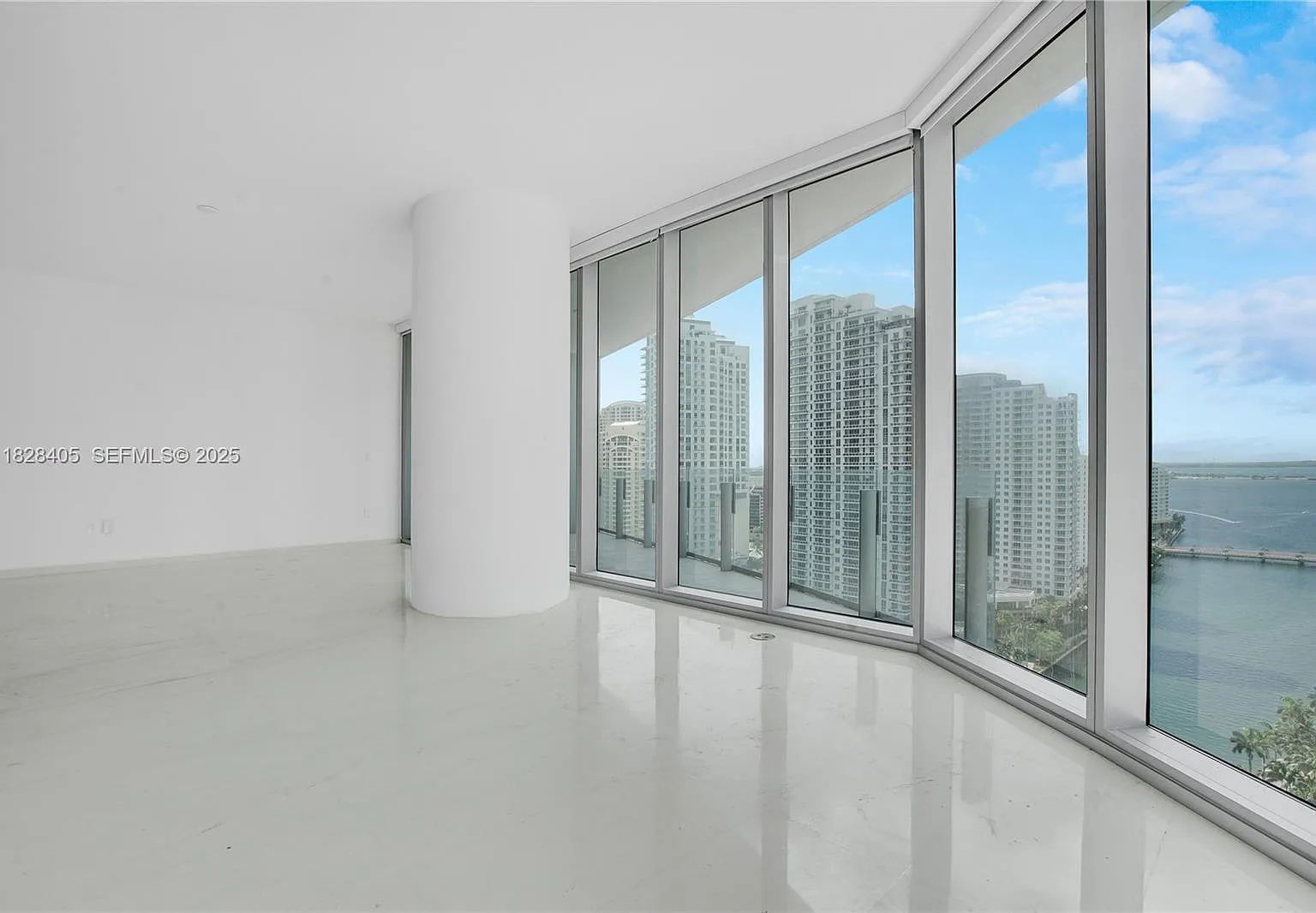 3 bed, 2329 sqft, $16,500 — Photo 2