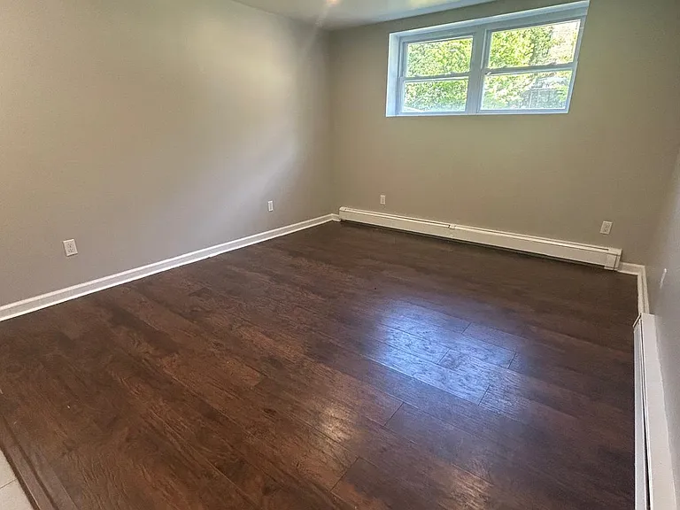 47 Lenox Ave — Photo 3