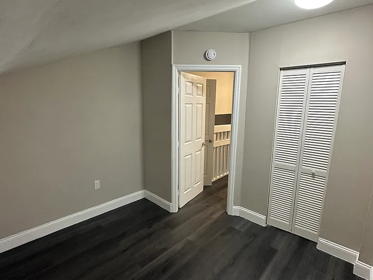 3763 NW 4th Ave #5 — Photo 11