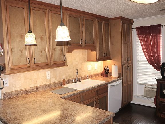 5th image of 5827 Eagleston Dr