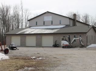 117 East Rd, Northern Bruce Peninsula, ON N0H1W0