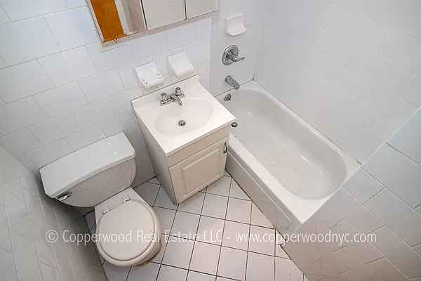 Rented by Copperwood Real Estate | media 20