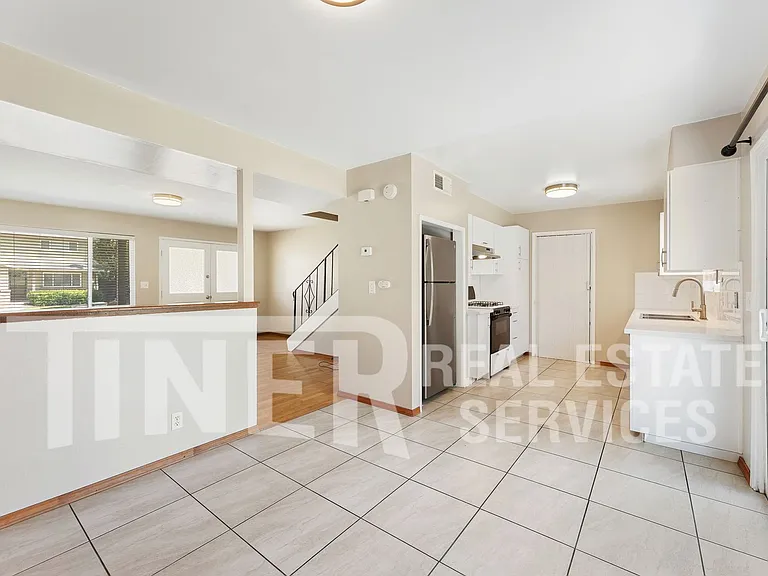 6167 Oakgreen Cir — Photo 9
