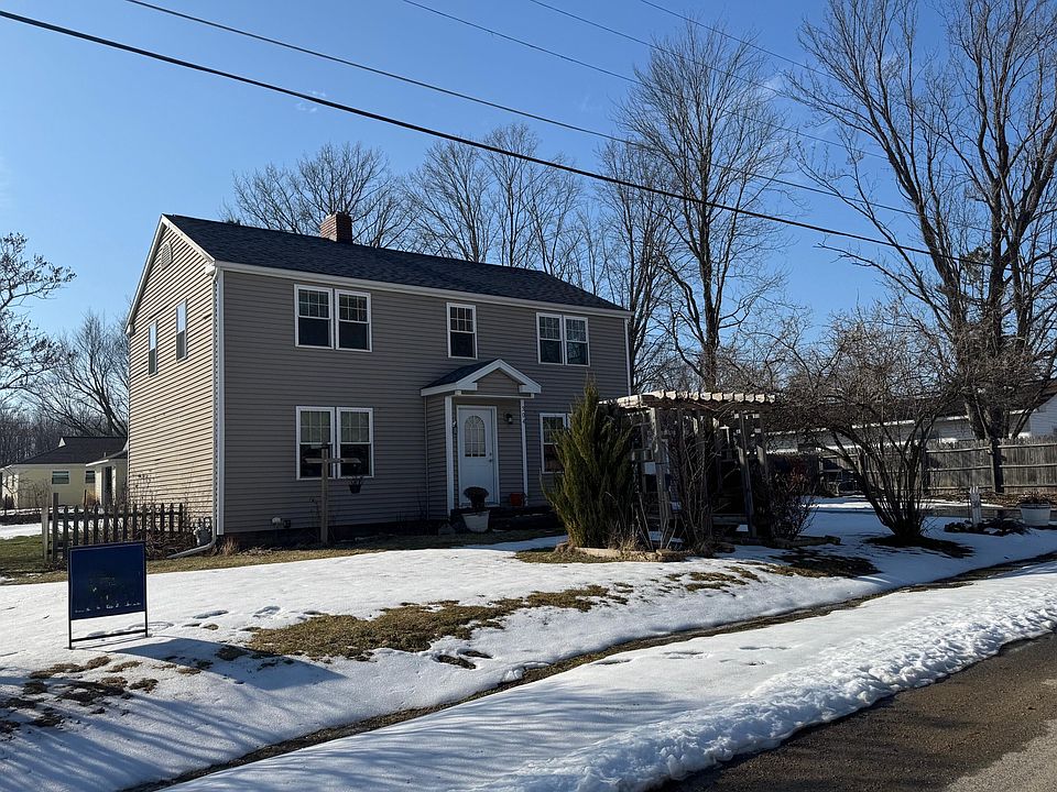 1st image of 304 Oliver Dr