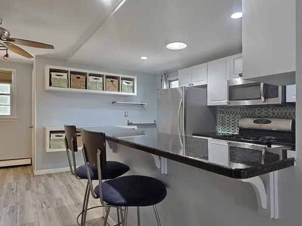 9 Redwood Ave #2, Edison, NJ 08817