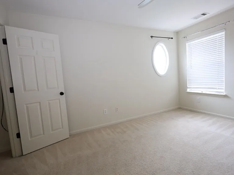 1199 Wetlands Ct — Photo 30