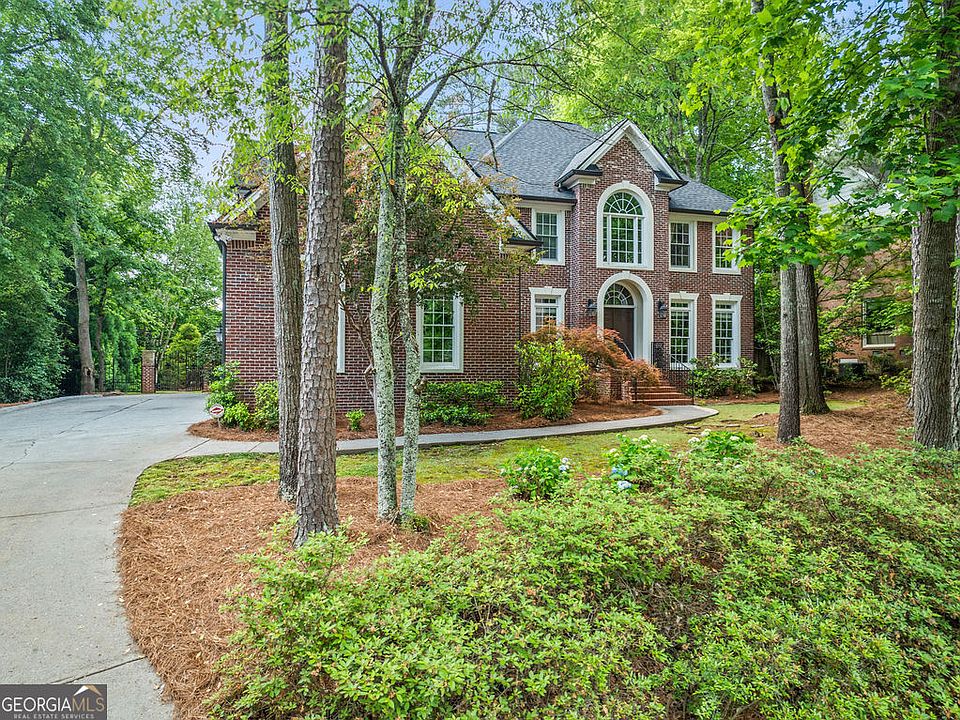 1st image of 3110 W Somerset Ct SE