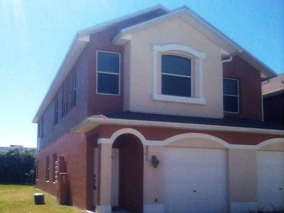1st image of 1055 Venetian Dr Unit 201