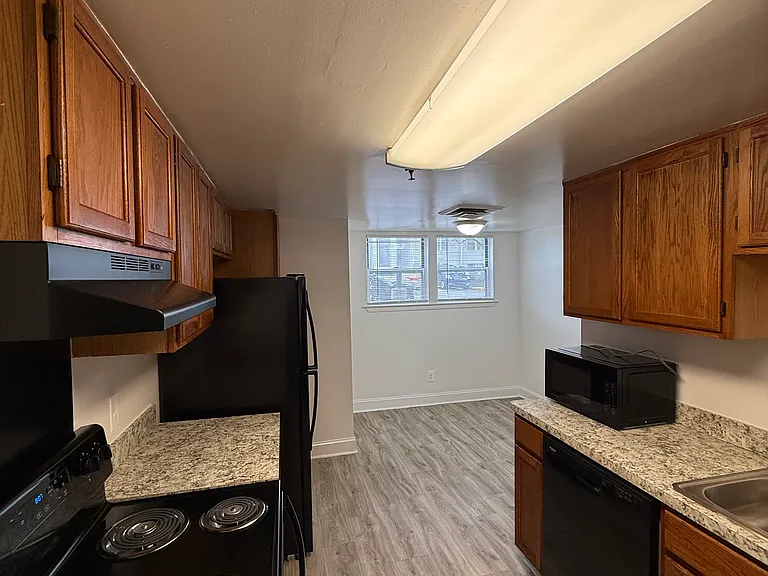Arbor Pointe Apartments — Photo 53