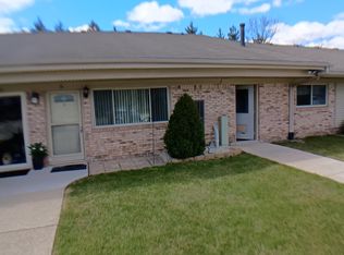 16042 Holz Dr UNIT 31, Southgate, MI 48195