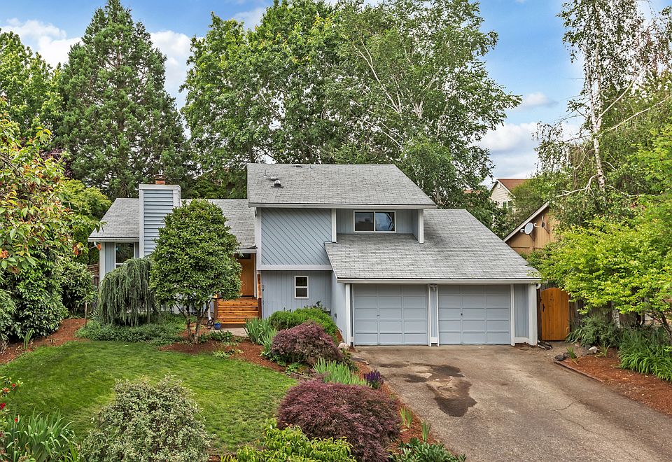 1st image of 718 SE 141st Ave