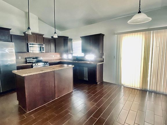 5th image of 3752 Loma Adriana Dr