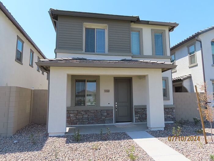 1st image of 1260 W Sparrow Dr