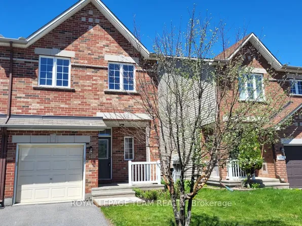 541 Salzburg Dr, Ottawa, ON K4A 0C6