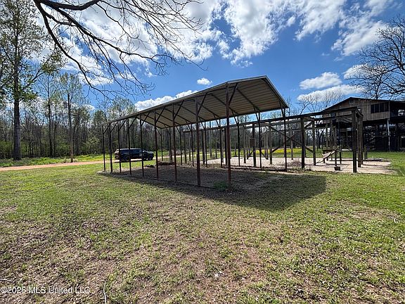 3rd image of 6243 Lake Mary Rd