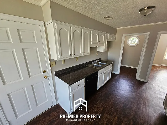 4087 Birch Glen Dr — Photo 6