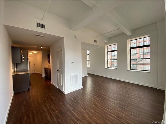 5th image of 2 Mill St APT 3A