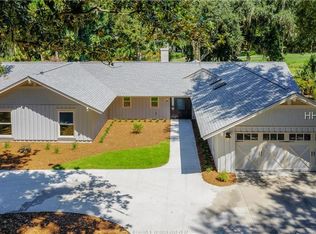 28 Willow Oak Rd W, Hilton Head Island, SC 29928