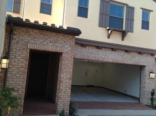 86 Meander, Irvine, CA 92620