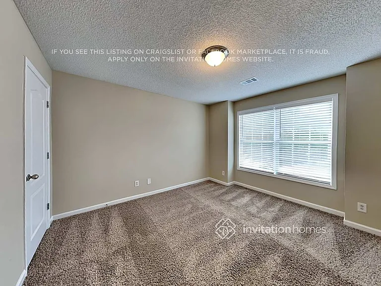 5026 Yankee Doodle Dr — Photo 12