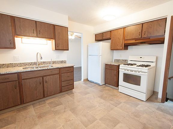 Large eat-in kitchen.