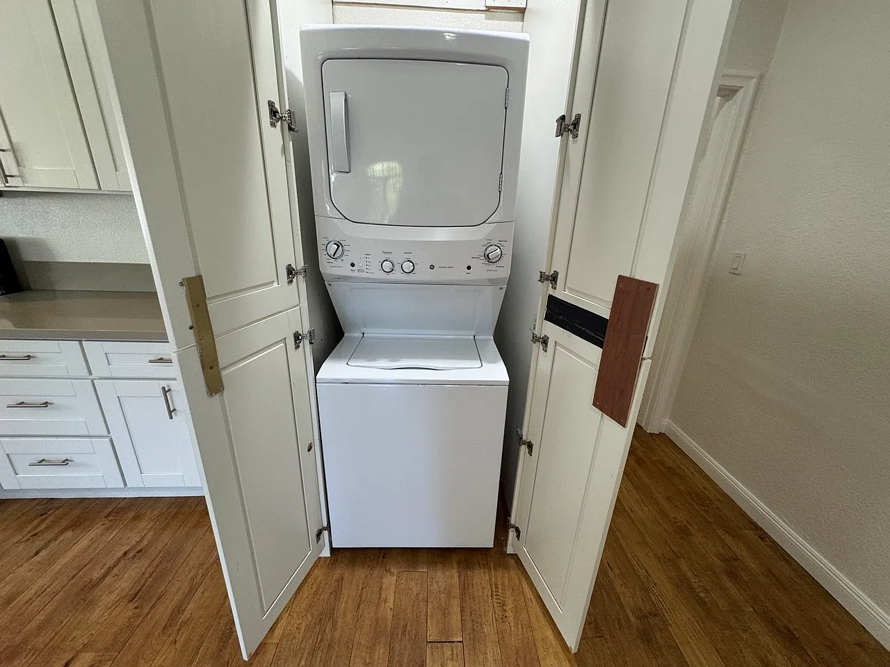 3 bed, 1200 sqft, $3,150 — Photo 3