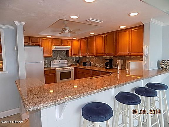 2nd image of 1513 Ocean Shore Blvd APT I1