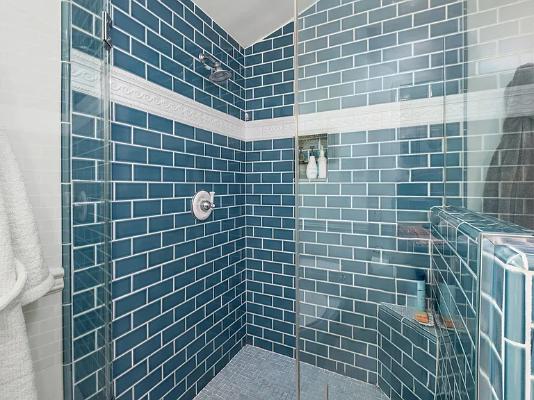 425 Graceland Dr — Photo 20