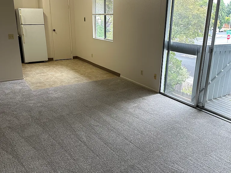 834 Carlita Cir #D — Photo 2