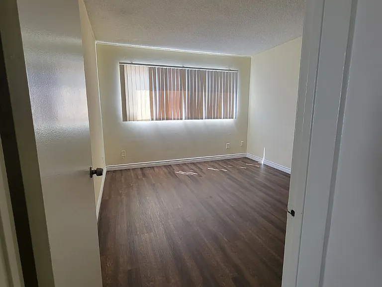 519 Glenrock Ave #306 — Photo 9