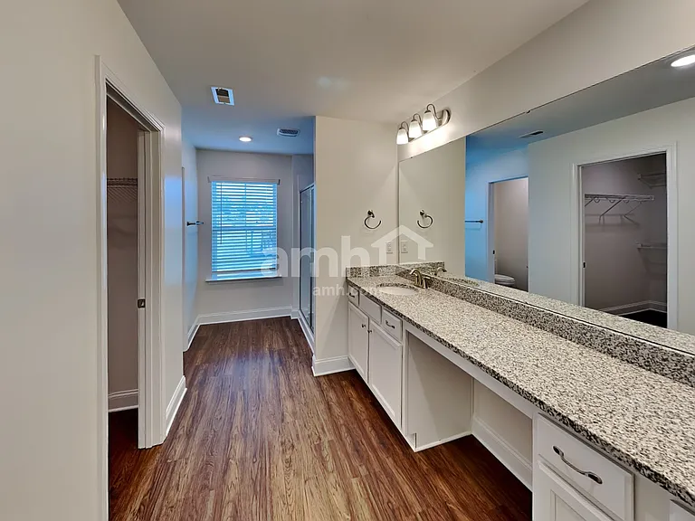 4901 Wilcrest Ct — Photo 15
