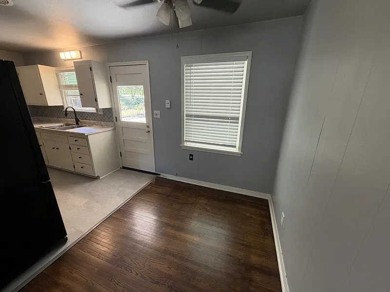 3 bed, 1.0 bath, $1,350 — Photo 4