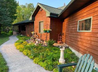 5568 Lax Lake Rd, Silver Bay, MN 55614