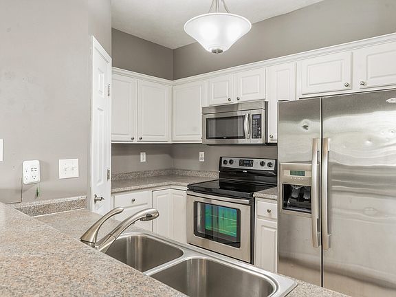 4th image of 149 Saddlebrook Ln Unit 565