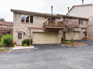 1591 Village Ct, Evansville, IN 47725