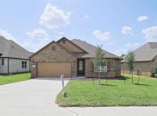 216 Racetrack Ln, Montgomery, TX 77356